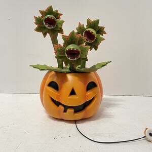 Gemmy Animated Halloween Pumpkin Dancing Singing Vines Hyde & EEK Venus Fly Trap